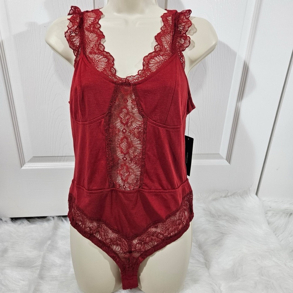 Lulu's Scarlet Lace Trim Chemise NWT sz M